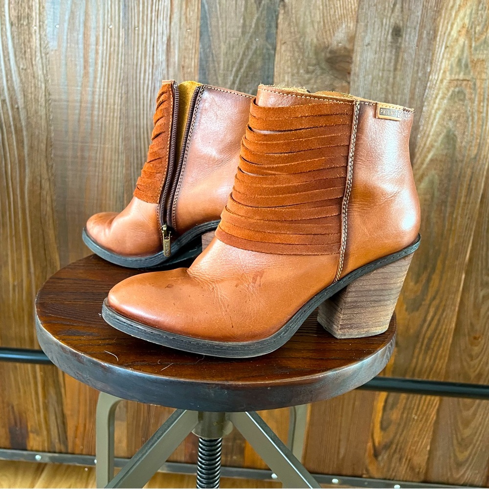 Brown booties. Pikolinos leather boots. Size 38
